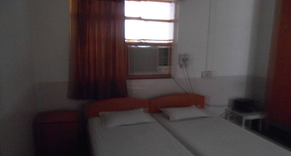 Hotel Chandra Continental, Jaunpur 2